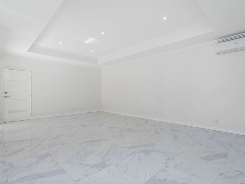 21 Conference Drive, Success WA 6164