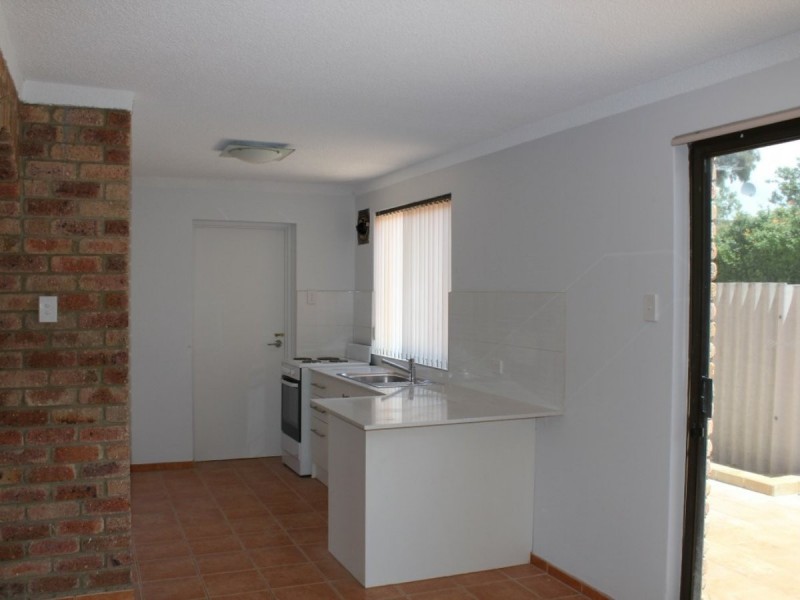 14/55 Wray Ave, Fremantle WA 6160