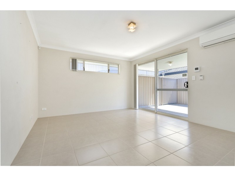 6b Lomond Way, Seville Grove WA 6112