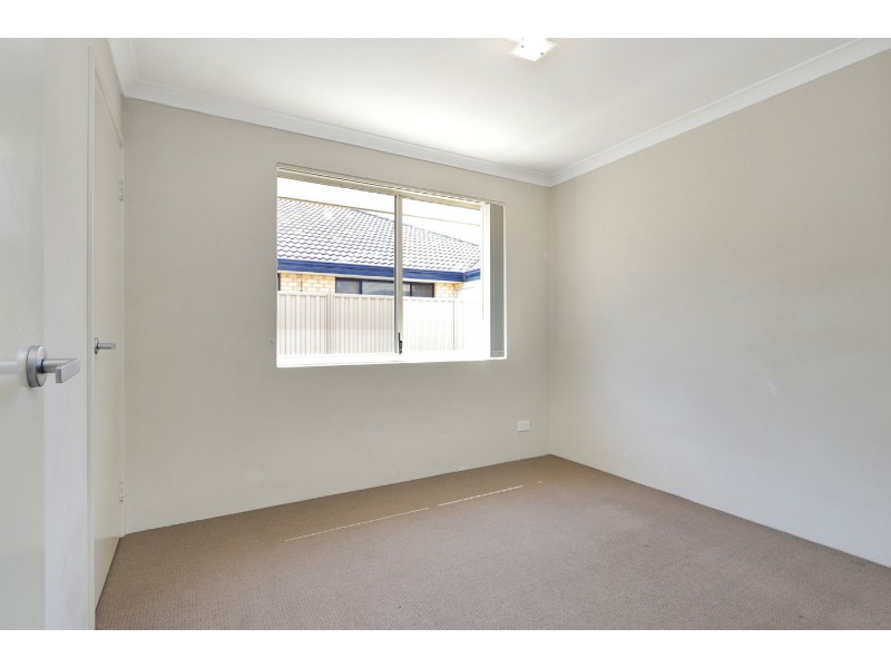 6b Lomond Way, Seville Grove WA 6112
