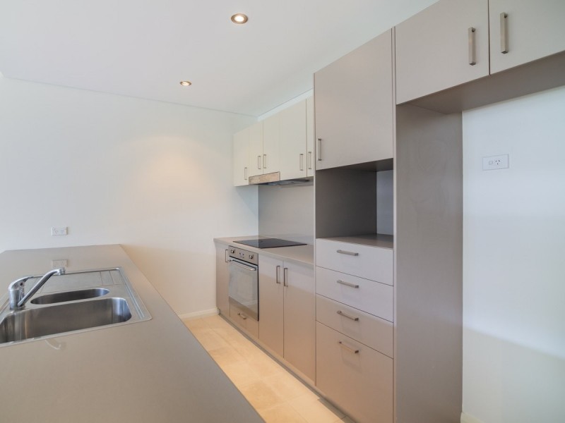 24/1 Stockton Bend, Cockburn Central WA 6164