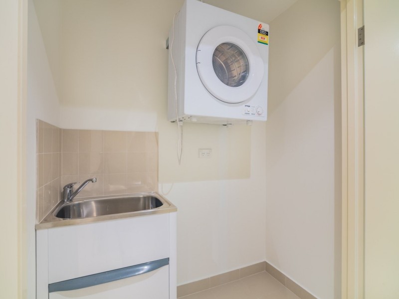 24/1 Stockton Bend, Cockburn Central WA 6164