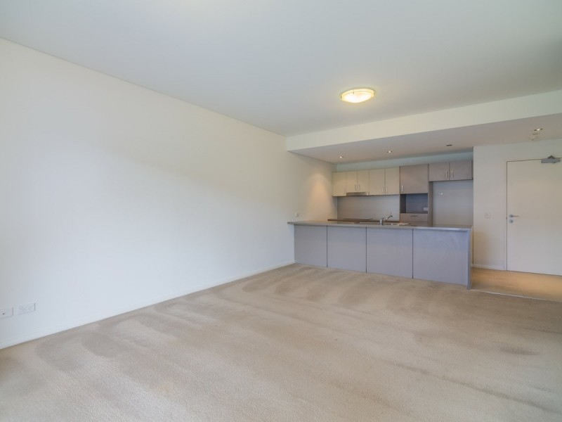 24/1 Stockton Bend, Cockburn Central WA 6164