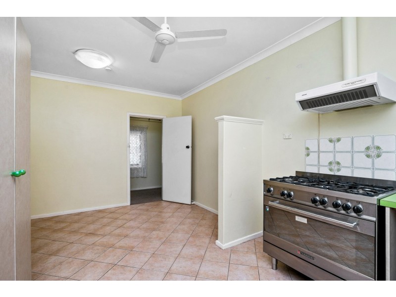 143 Parkin Street, Rockingham WA 6168