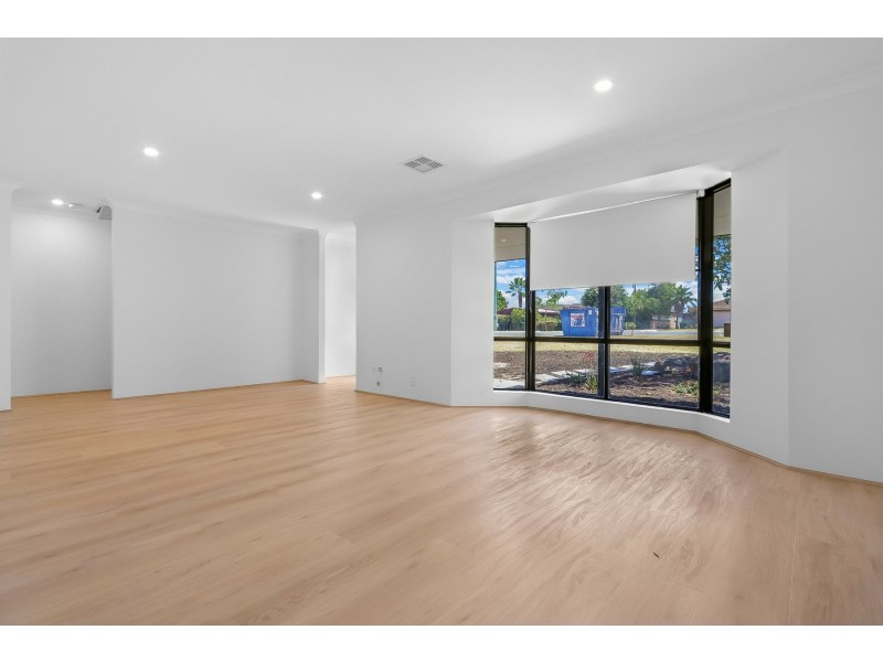 102 Elderberry Drive, South Lake WA 6164