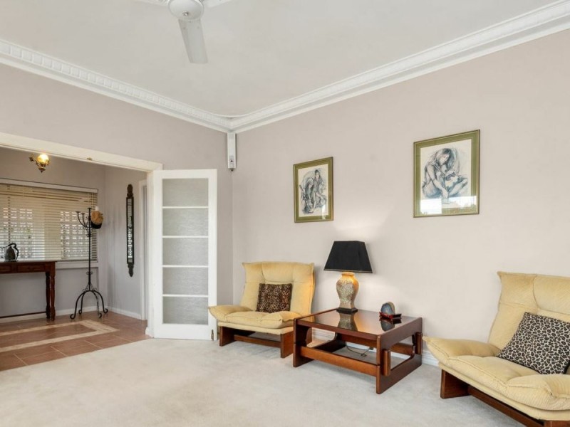 30 Corbel Street, Shelley WA 6148