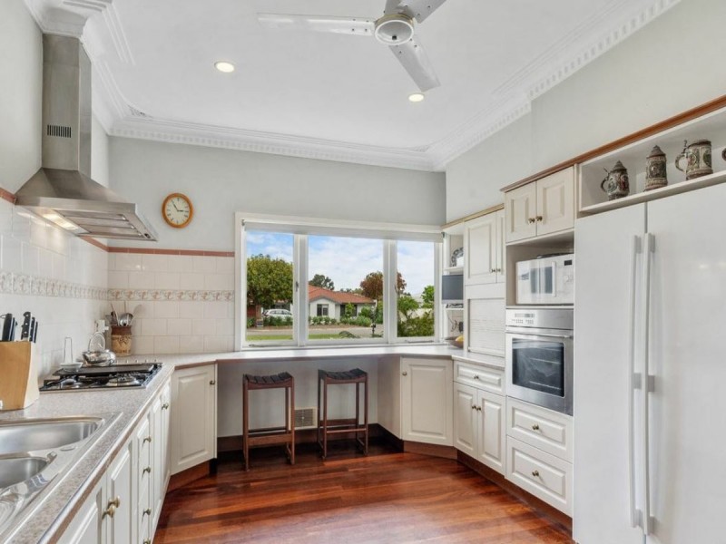 30 Corbel Street, Shelley WA 6148