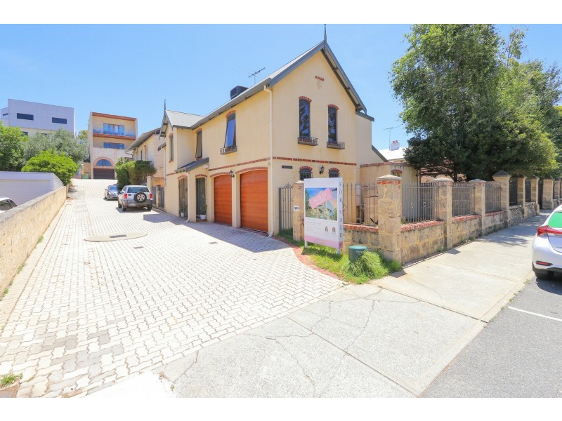 2 Ameling Rise, Fremantle WA 6160