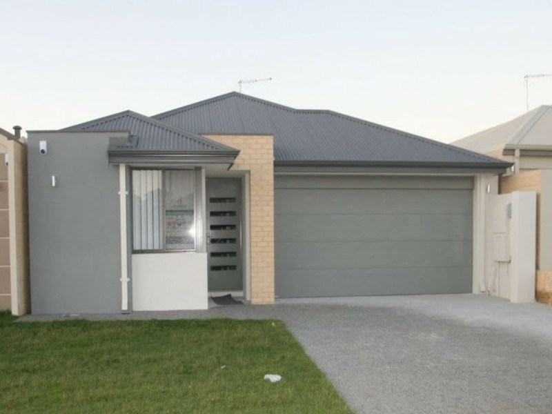 32 Vignerons Loop, Hocking WA 6065