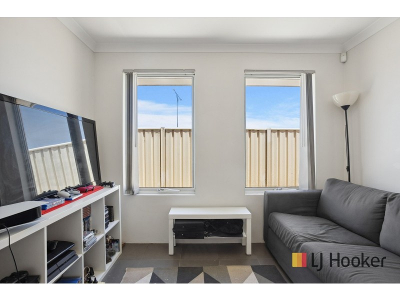 Unit 9/6 Chipping Crescent, Butler WA 6036