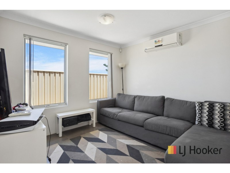 Unit 9/6 Chipping Crescent, Butler WA 6036