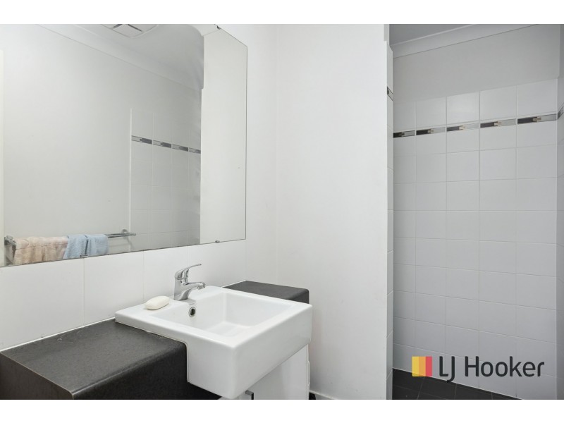 Unit 9/6 Chipping Crescent, Butler WA 6036