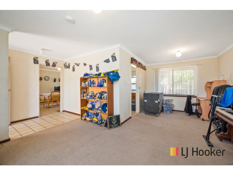 12 Dampiera Way, Ferndale WA 6148