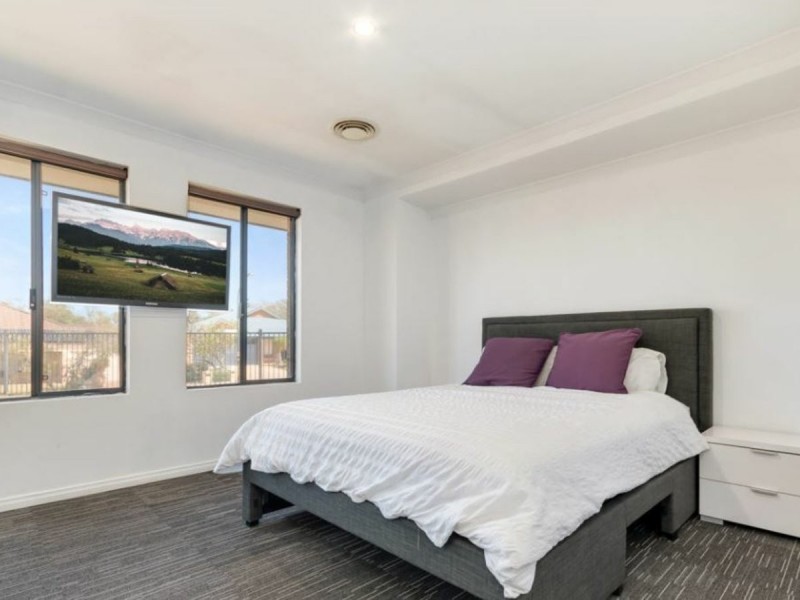 29 Pembury Way, Butler WA 6036