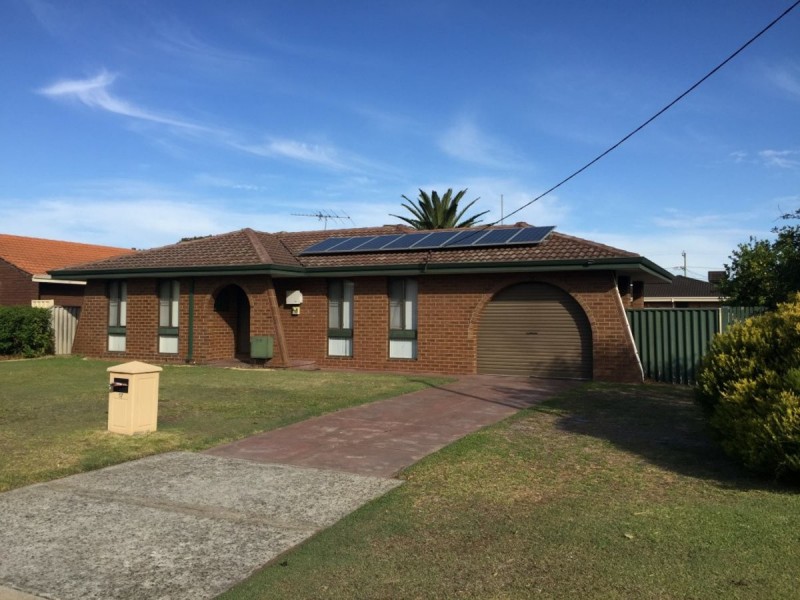 17 Paperbark Drive, Willetton WA 6155