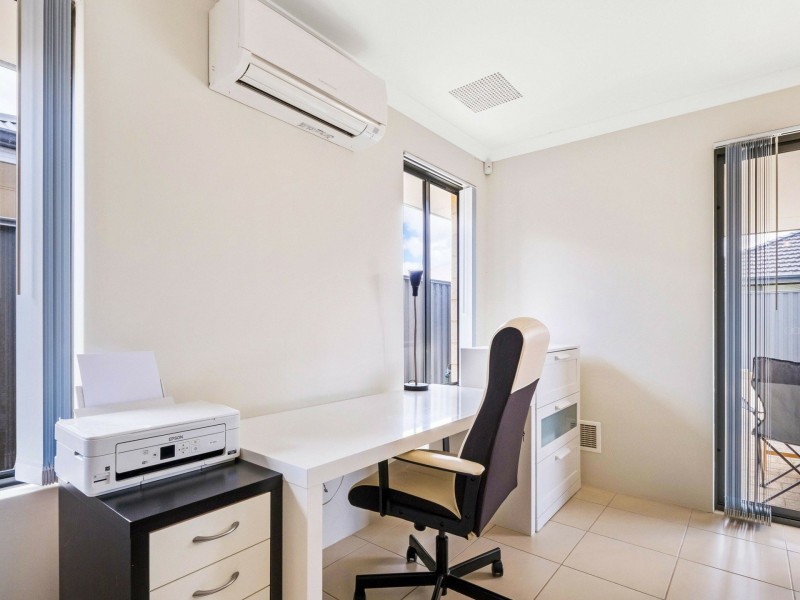 10a Lomond Way, Seville Grove WA 6112