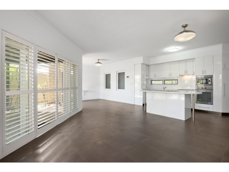 732 Canning Hwy, Applecross WA 6153