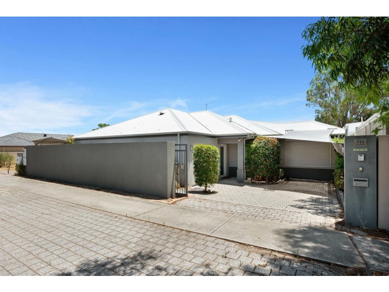 732 Canning Hwy, Applecross WA 6153