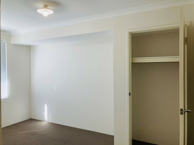 16 Hearst Link, Piara Waters WA 6112