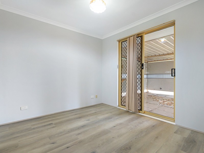 84 Unnaro Street, Hillman WA 6168