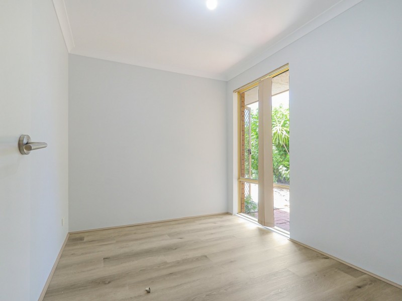 84 Unnaro Street, Hillman WA 6168