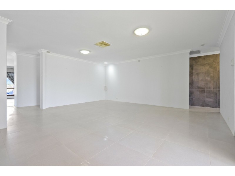 56 Regal Drive, Thornlie WA 6108