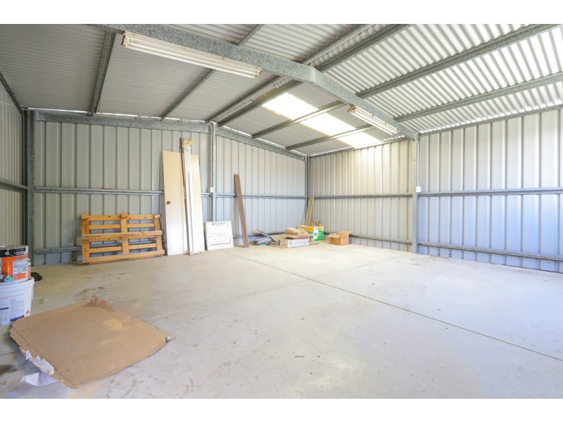 56 Regal Drive, Thornlie WA 6108