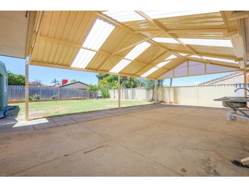 56 Regal Drive, Thornlie WA 6108