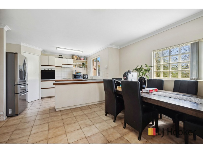 Unit 1/190 Kitchener Road, Booragoon WA 6154