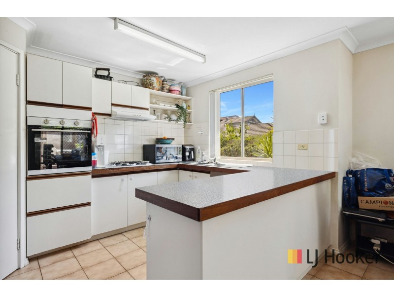 Unit 1/190 Kitchener Road, Booragoon WA 6154