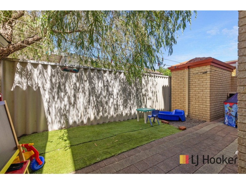 Unit 1/190 Kitchener Road, Booragoon WA 6154