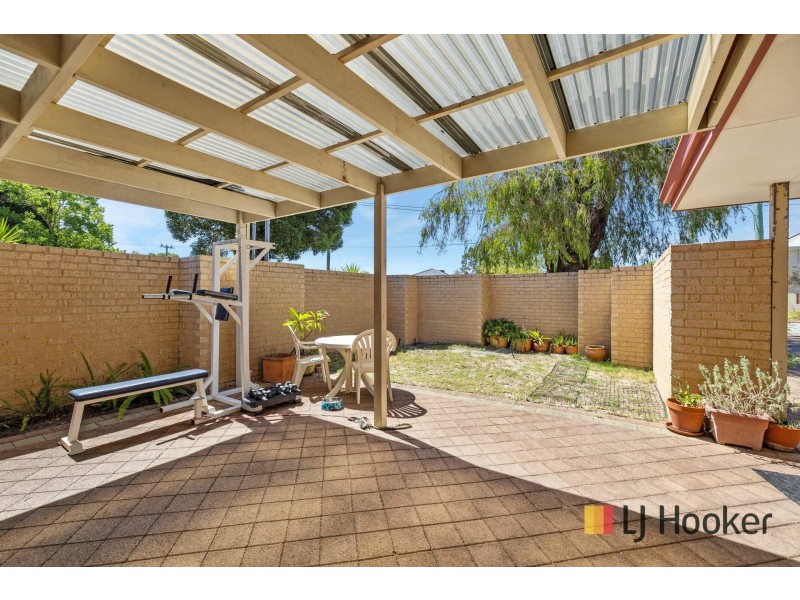 Unit 1/190 Kitchener Road, Booragoon WA 6154