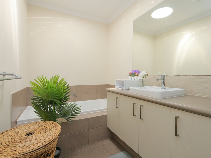 5 Volta Way, Success WA 6164