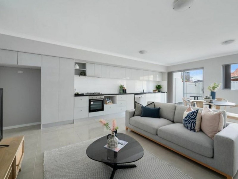Apartment 5/2 First Avenue, Applecross WA 6153