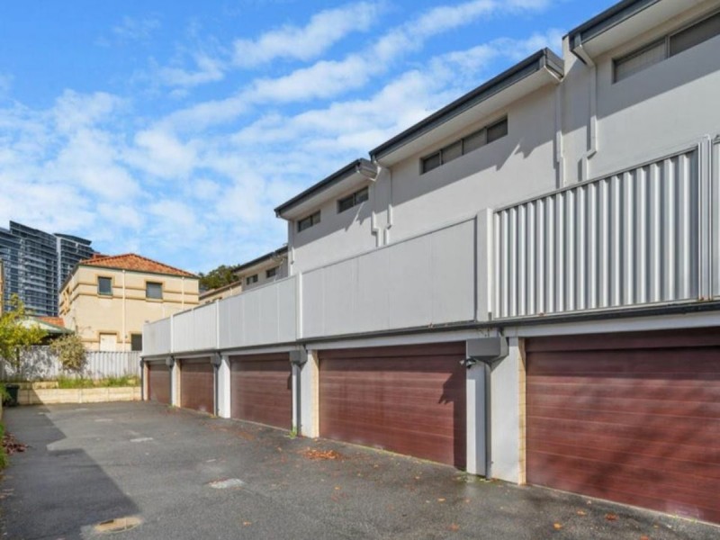 Apartment 5/2 First Avenue, Applecross WA 6153