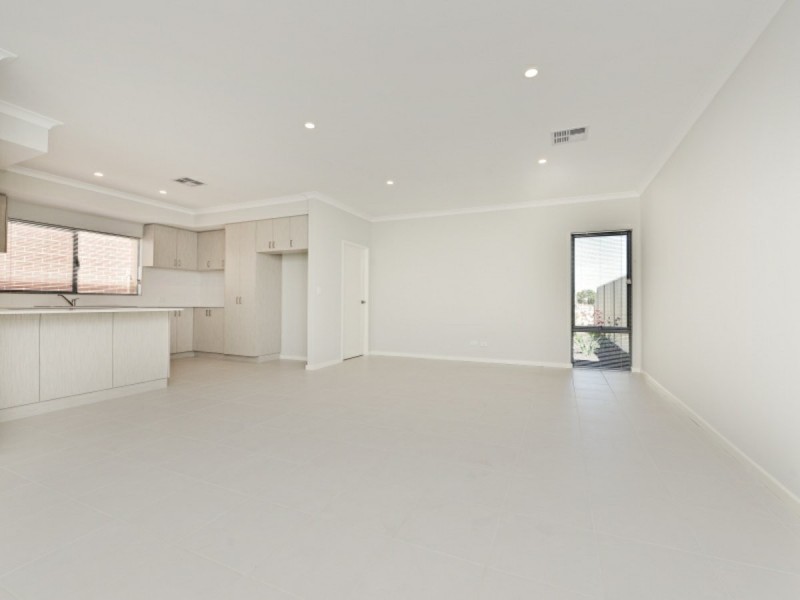 60 Addington Loop, Piara Waters WA 6112