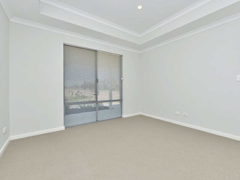 60 Addington Loop, Piara Waters WA 6112