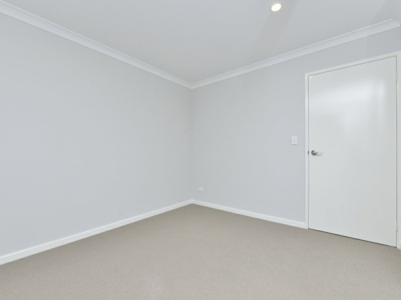 60 Addington Loop, Piara Waters WA 6112