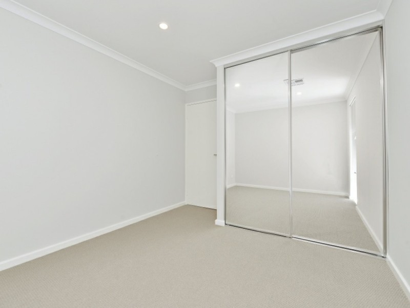 60 Addington Loop, Piara Waters WA 6112
