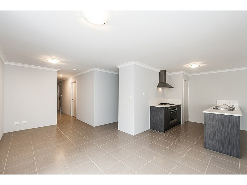 19 Vignerons Loop, Hocking WA 6065