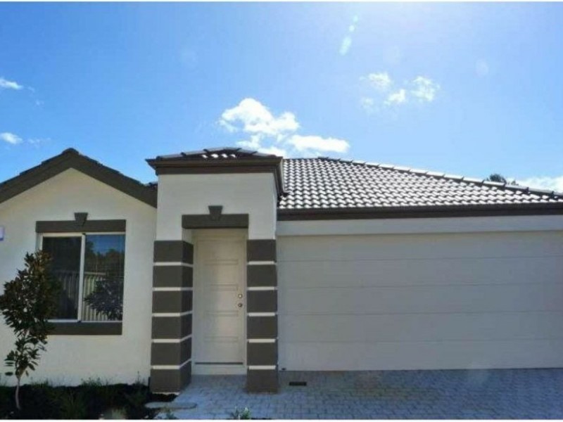 Unit 3/98 Entrance Road, Spearwood WA 6163