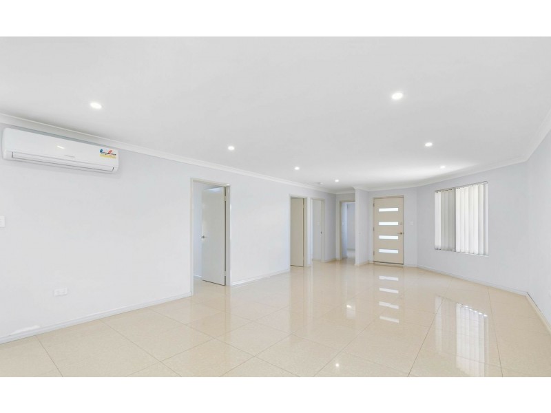10A Barnsley Street, Queens Park WA 6107
