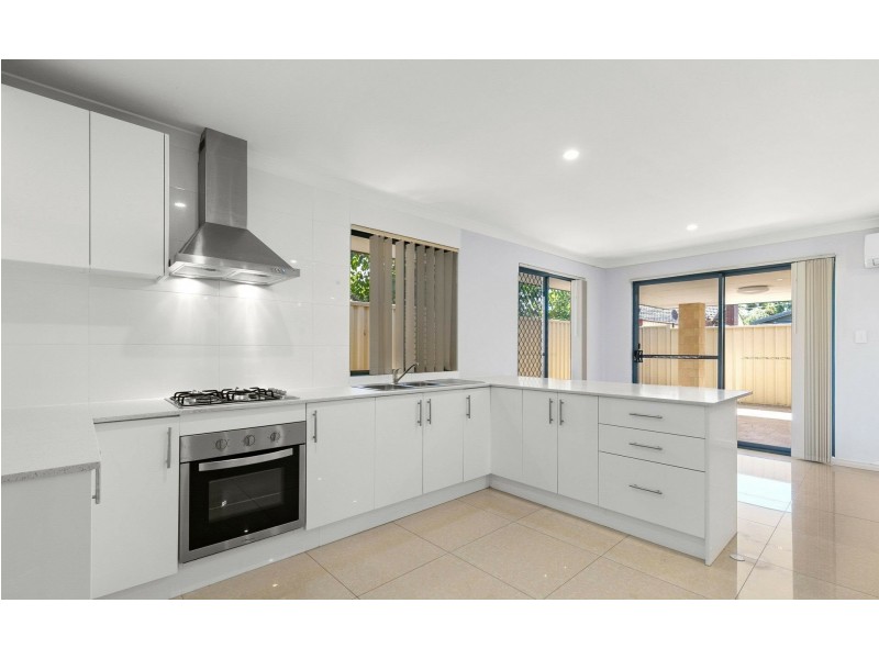 10A Barnsley Street, Queens Park WA 6107