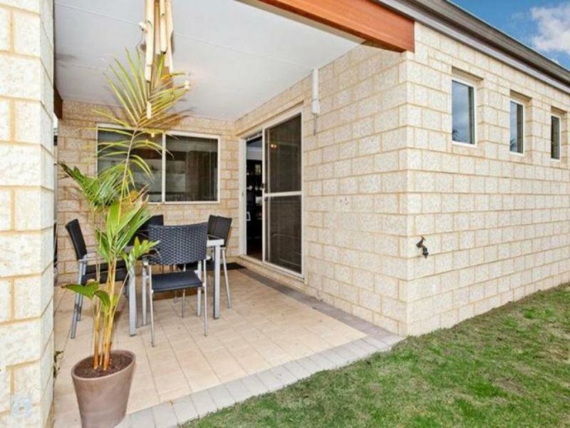 34 Peppermint Gardens, Aubin Grove WA 6164
