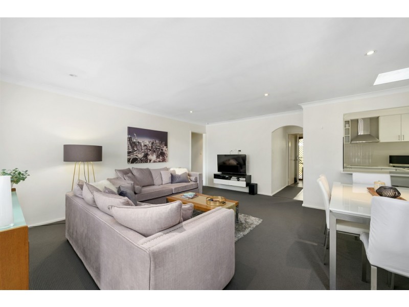 8/96 Tribute Street East, Shelley WA 6148