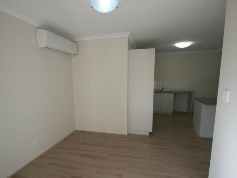 10/148 Treasure Road, Queens Park WA 6107