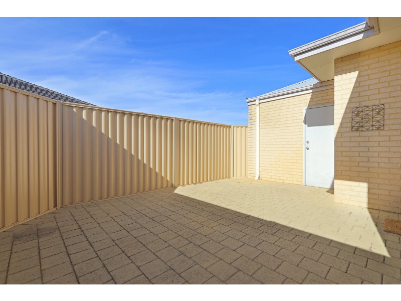 17a Ormond Bend, Butler WA 6036