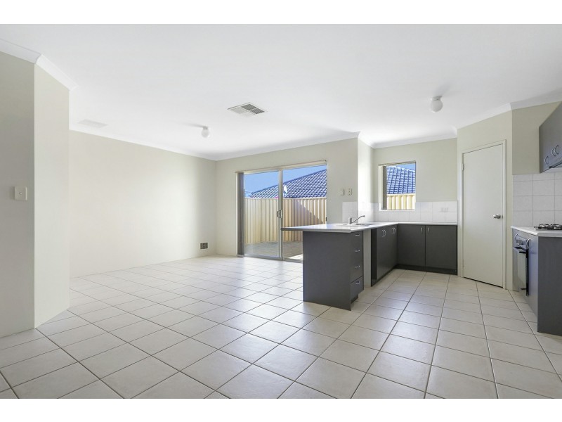 17a Ormond Bend, Butler WA 6036