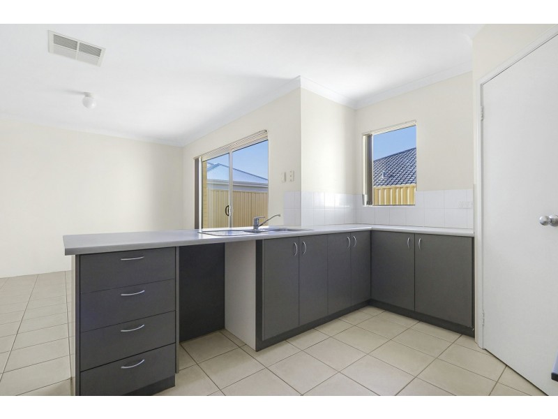 17a Ormond Bend, Butler WA 6036