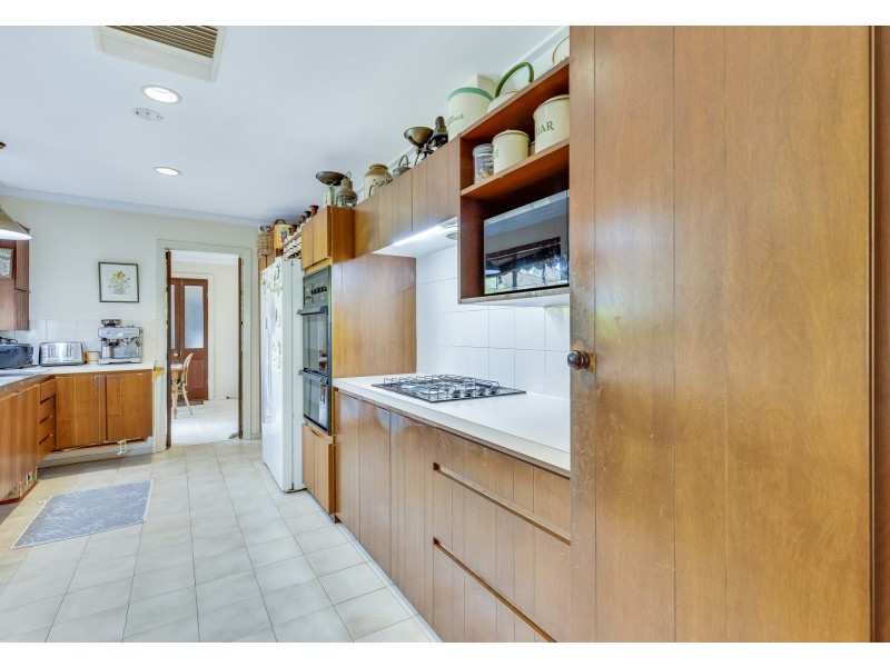 2 Desford Close, Shelley WA 6148